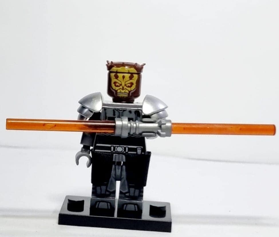 minifigura_lego_alternativo_darth_savage_soles_10