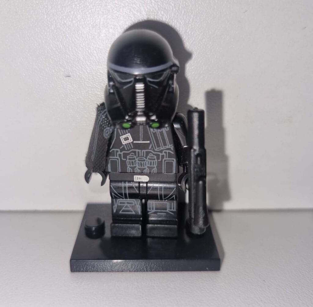 minifigura_lego_alternativo_death_trooper_soles_8