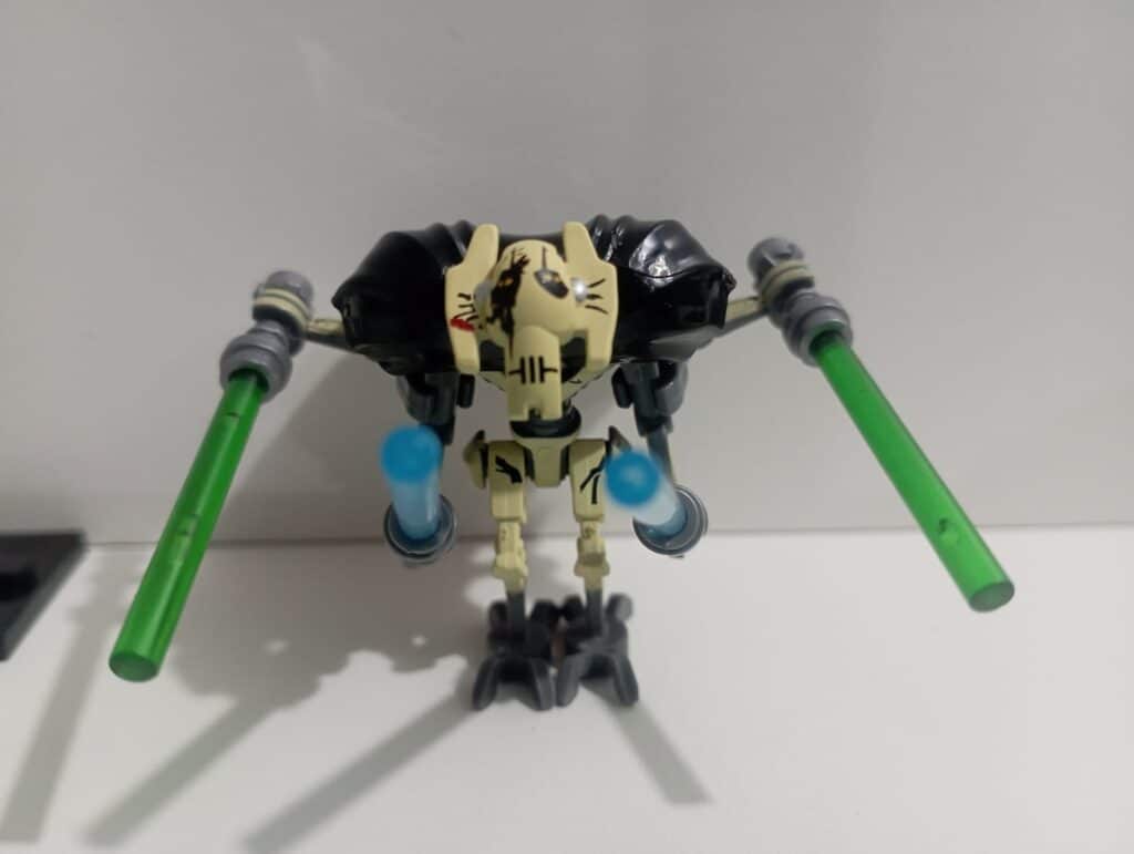minifigura_lego_alternativo_general_greavus_soles_8