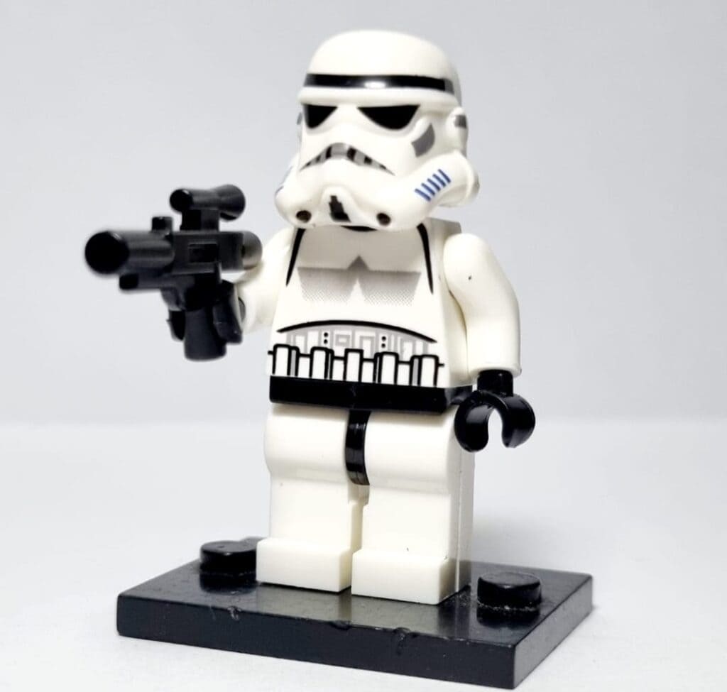 minifigura_lego_alternativo_stormtrooper_soles_8